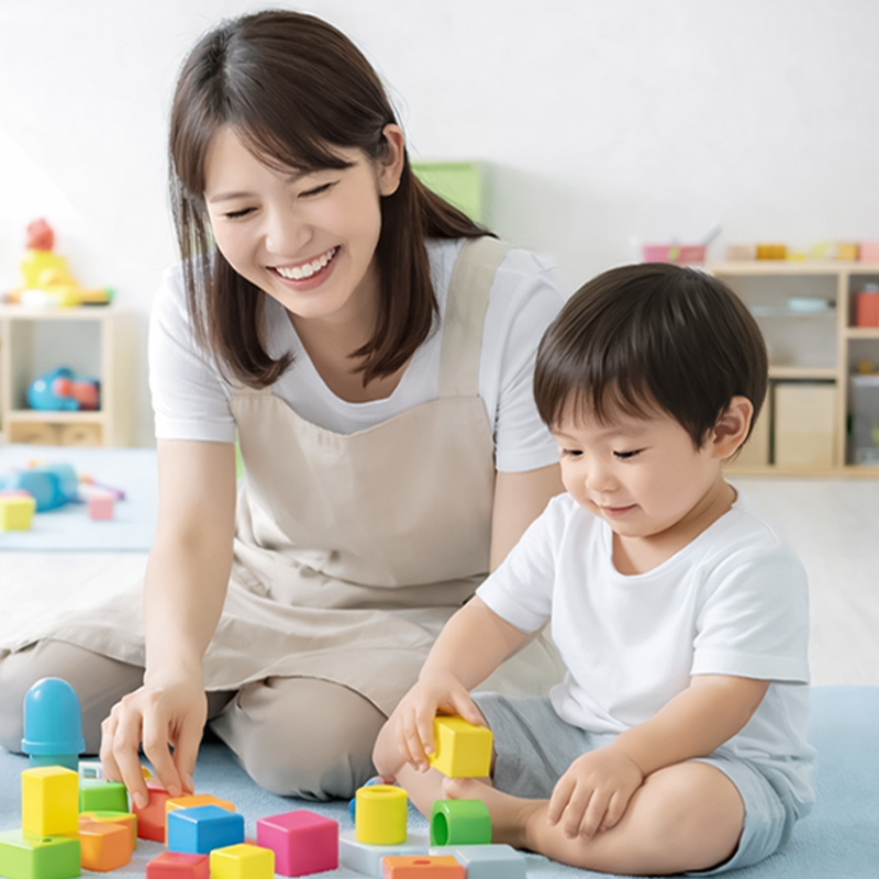 子どもが楽しそうに遊ぶ様子